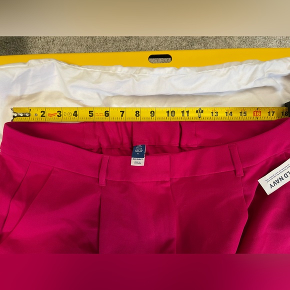 Old Navy Wide leg Trouser Pants - Picture 5 of 6